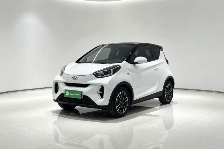 Used Chery QQ Little Ant 2022 Restyled Version Sweet Pink Edition Low-Sugar Version Lithium Iron Phosphate Battery 30.7 kWh 30 kW 301 km
