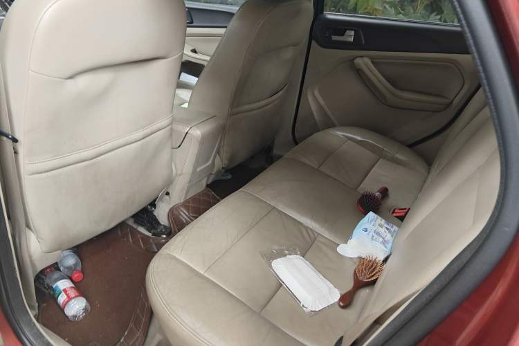 Used Ford Focus 2013 Hatchback Classic 1.8L Automatic Fashion Edition