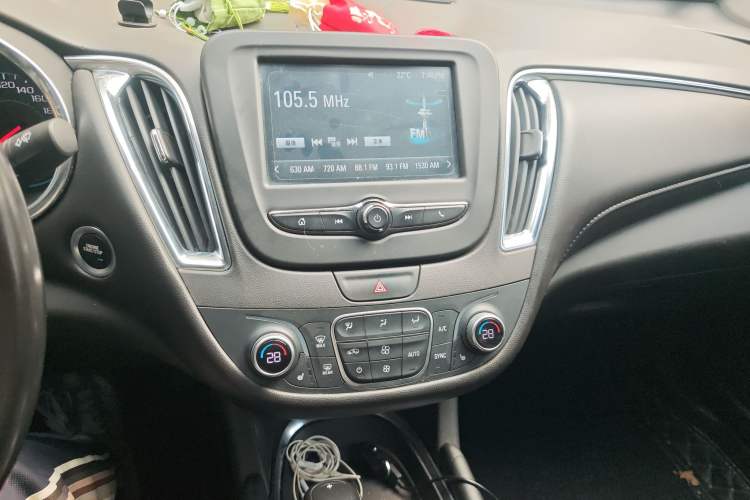 Used Chevrolet Malibu XL 2018 530T Automatic RuiChi Edition Audio And AC Panel