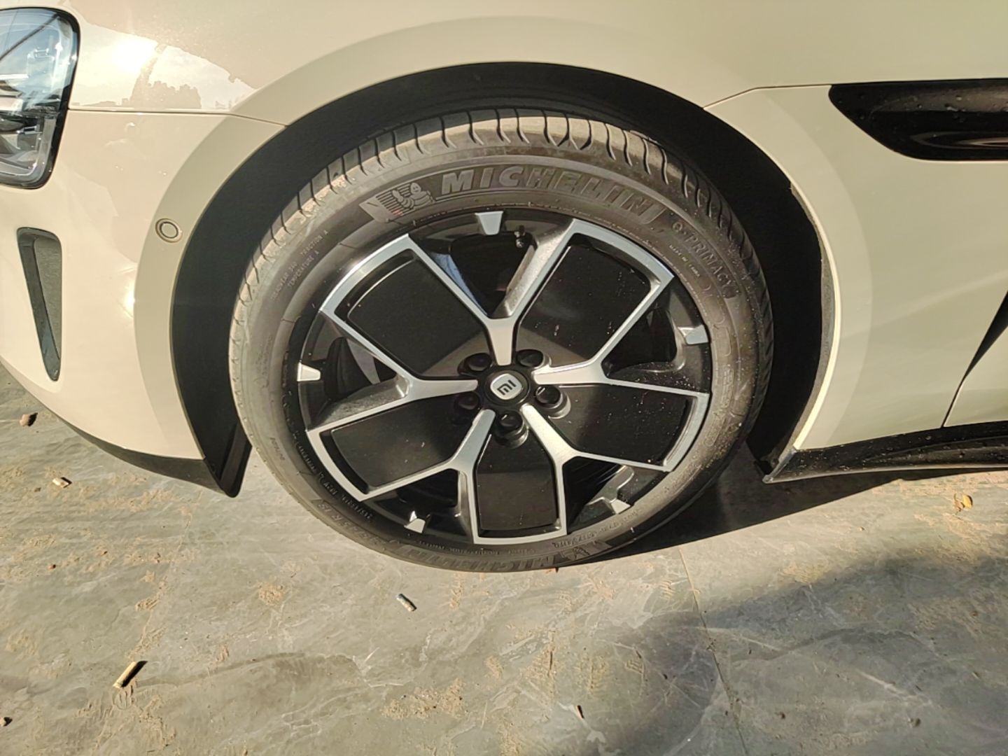 Xiaomi Auto SU7 2024 Rear-Drive Ultra-Long Range Advanced Pro-Level Intelligent Driving Version — снимка 10