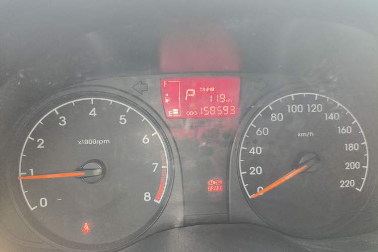 Used Hyundai Verna (older generation) 2014 1.4L Automatic Smart GLS Instrument Cluster