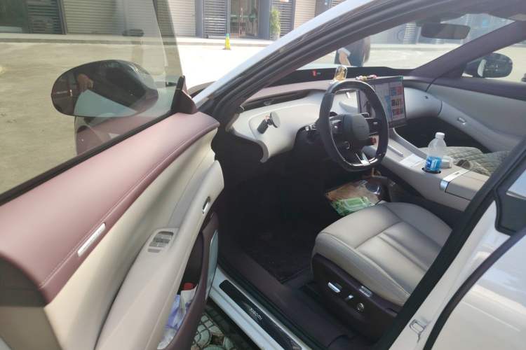 Used Xiaomi Auto YU7 2025 Ultra-Long Range High-Performance All-Wheel-Drive Max Edition