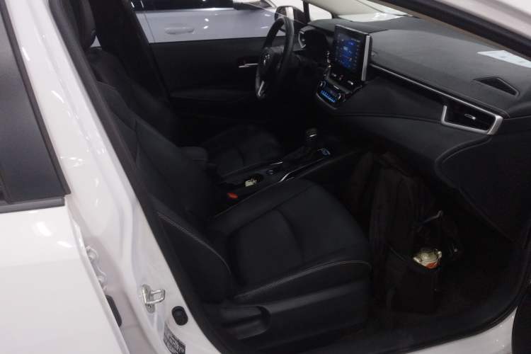 Used Toyota Corolla 2021 1.2T S-CVT Luxury Edition
