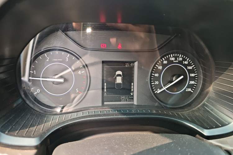 Used JMC Baodian 2022 2.5T Diesel Two-Wheel-Drive Comfort Edition Standard Wheelbase JX4D25A6L
