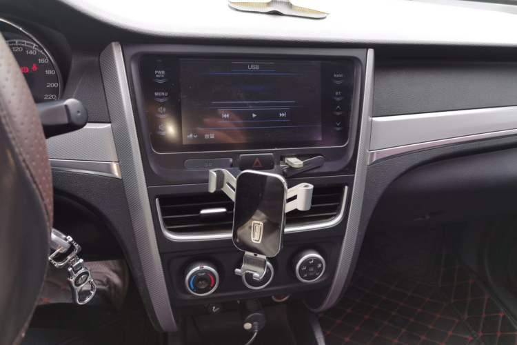 Used Bestune B30 2016 1.6L manual Comfort trim level