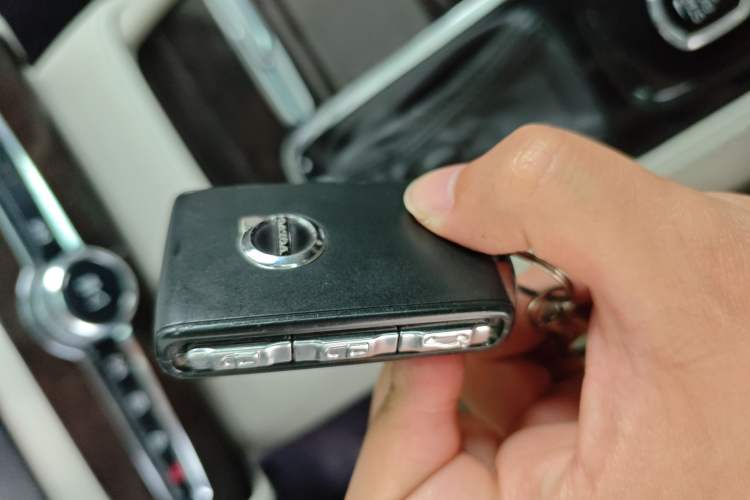 Used Volvo XC90 2018 T5 Zhiyi Edition 5-seater Vehicle Key