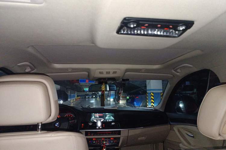 Used BMW 5 Series 2013 525Li Luxury Model