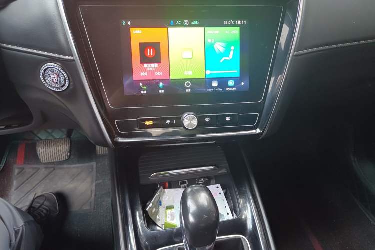 Used Roewe i5 2020 1.5L Automatic 4G Connected Linghao Edition Audio And AC Panel