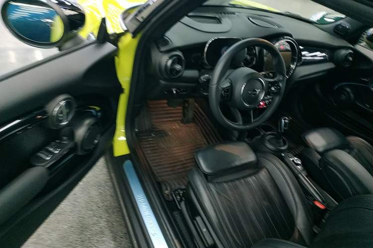 Used MINI MINI 2023 2.0T COOPER S CABRIO Artist