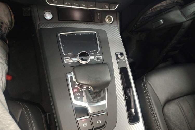 Used Audi Q5L 2020 45 TFSI Prestige Fashion Model