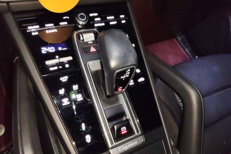 Used Porsche Cayenne 2019 Coupé 3.0T Gear Lever