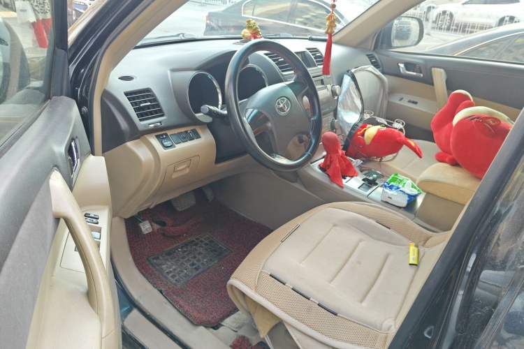 Used Toyota Highlander 2011 2.7L Two-Wheel Drive 5-Seater Elite Edition Driver Seat