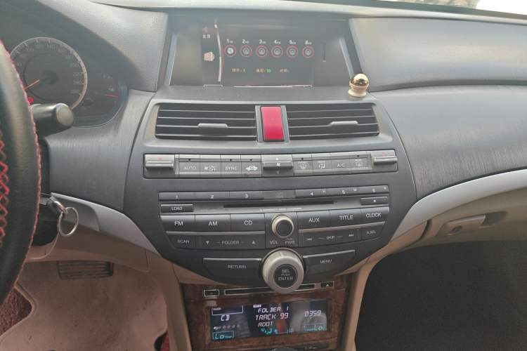 Used Honda Accord 2011 2.0L EX Audio And AC Panel