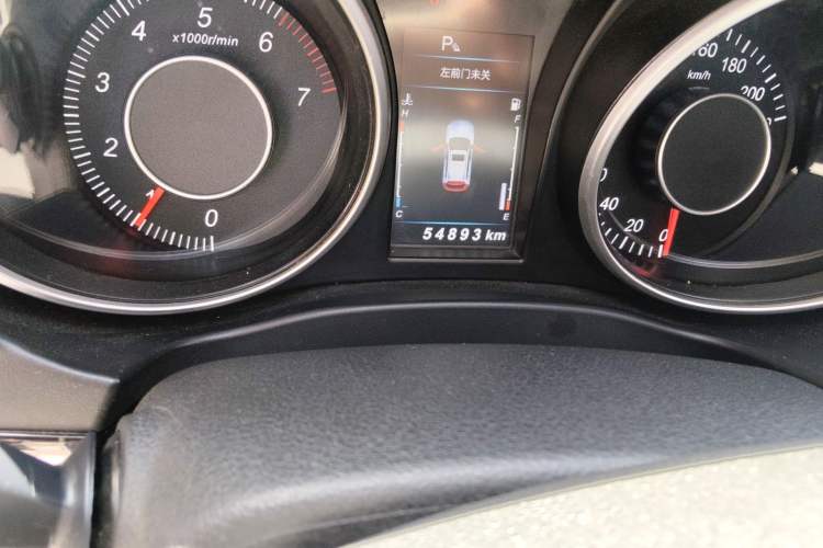 Used Leopaard CS10 2015 2.0T Manual Supreme Edition
