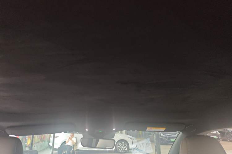 Used Nio ET5T 2024 75kWh Touring Headliner