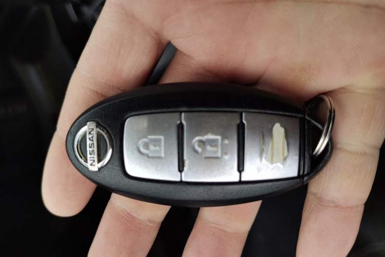 Used Nissan X-Trail 2015 2.0L CVT Comfort MAX Edition 2WD
