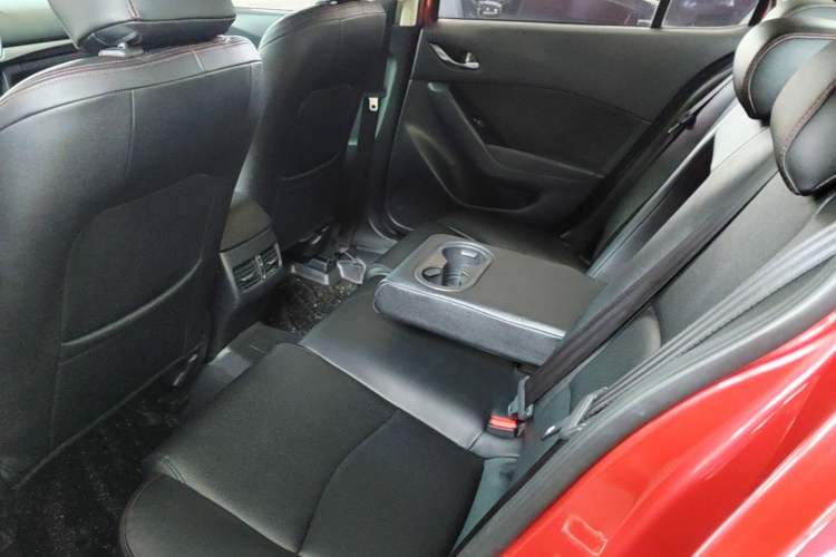 Used Mazda 3 Axela 2017 Sedan 1.5L Automatic Luxury Model Emission Standard China V