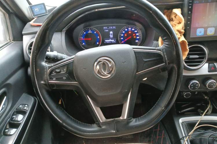 Used Dongfeng Ruichi 2021 2.4T Diesel 4x4 Base Version YCY24165-61