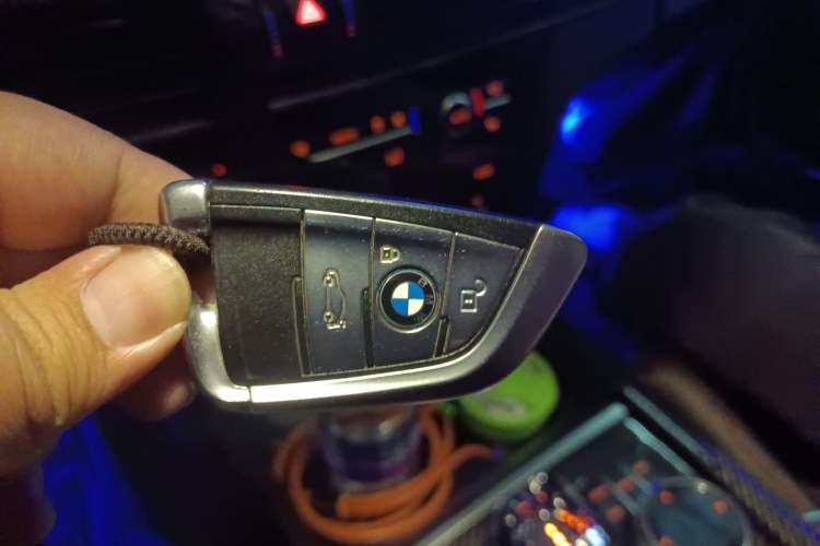 Used BMW X5 2017 xDrive28i
