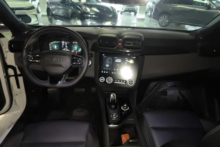 Used Lynk & Co 03 2022 1.5TD DCT JingPlus