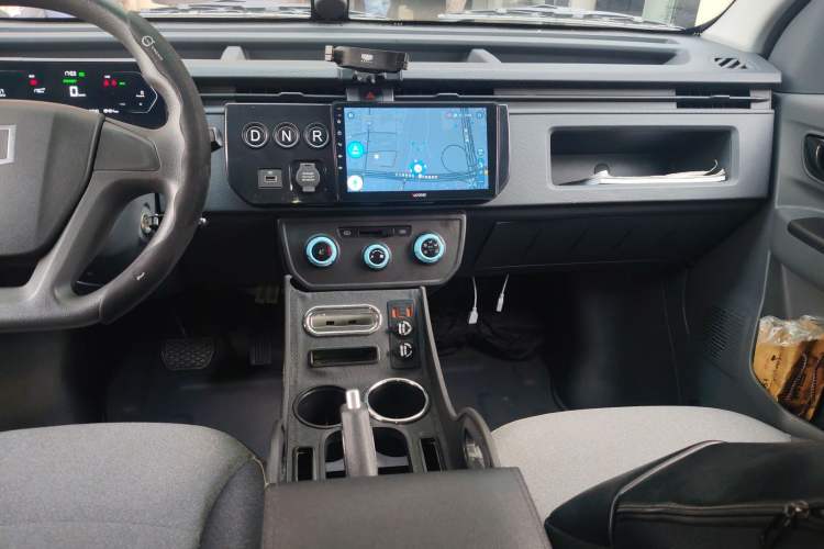 Used Farizon Xingxiang V 2025 Star Enjoy V6E Xuanwu Wealth Creation Edition II Audio And AC Panel