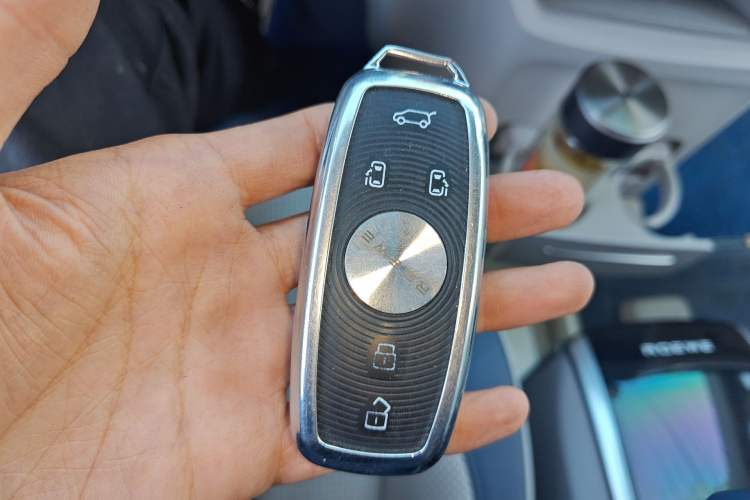 Used Roewe iMAX8 2021 400TGI Supreme Series Prestige Edition
