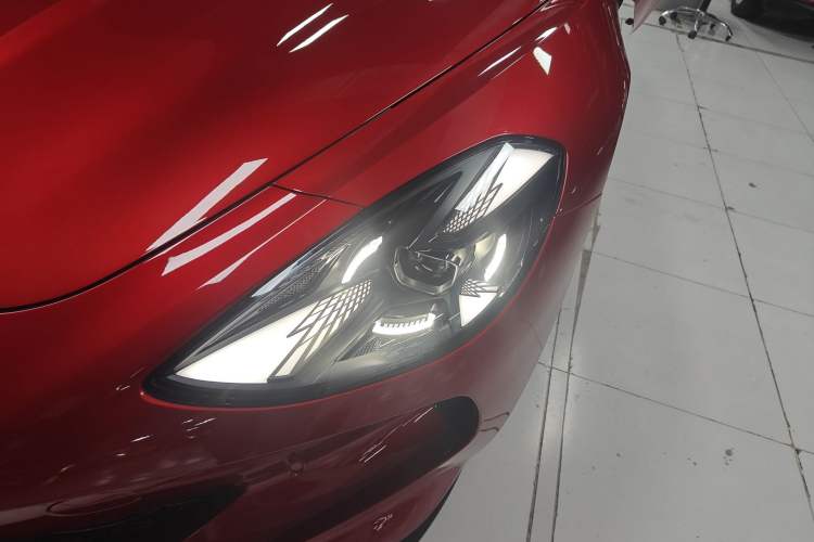 Used MG Cyberster 2024 501km Charming & Heartwarming Edition
