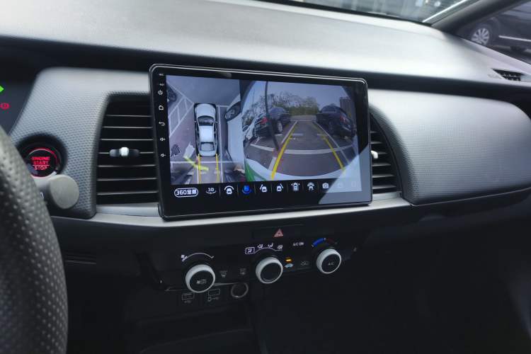 Used Honda Fit 2021 1.5L CVT Trend Edition
