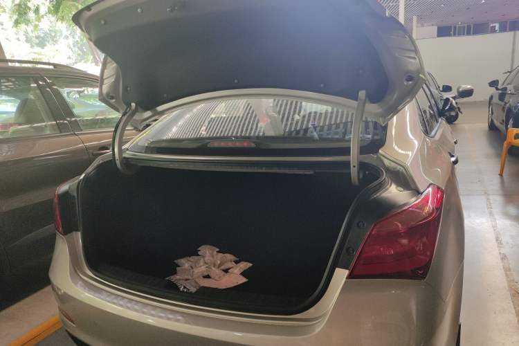 Used Hyundai Mistra 2014 1.8L Automatic Deluxe DLX Model
