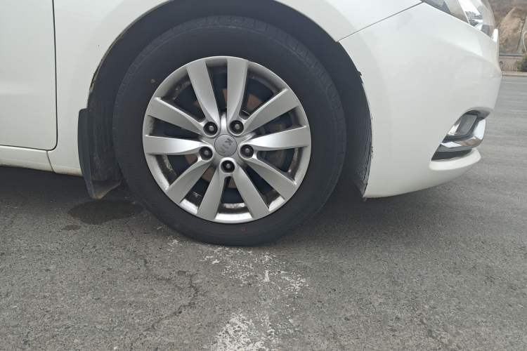 Used Kia K3 2015 1.6L Manual GLS
