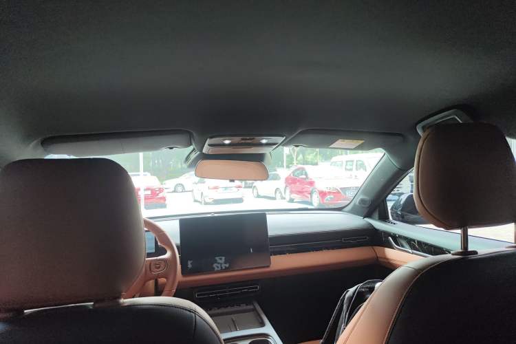 Used Wuling Xingguang 2025 610 km Smart Flagship Version Headliner