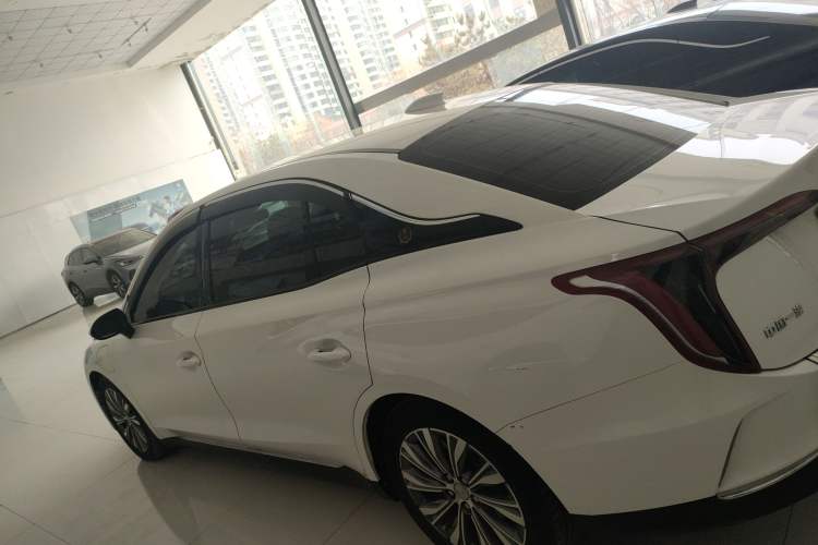 Used Hongqi E-QM5 2023 620km PLUS
