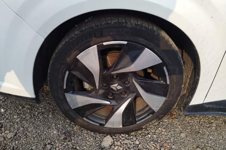 Used Lingxi L 2025 Model—Player No. 1 Plus Super Double-Up Optional Package
