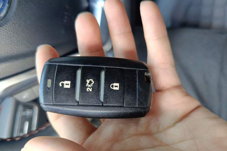 Used CHANGAN CS55 2018 1.5T Automatic Colorful Edition China V Standard Vehicle Key