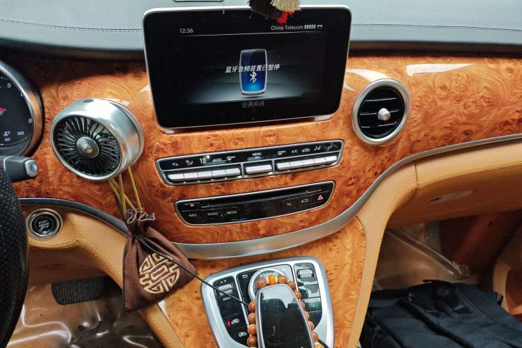 Used Mercedes-Benz V-Class 2016 V 260 L Prestige Extended Edition
