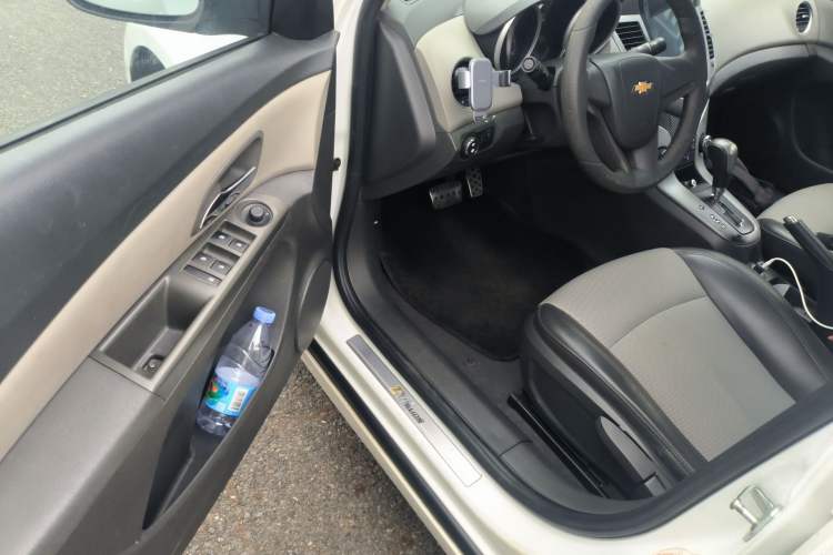 Used Chevrolet Cruze 2013 1.6L SL Grand Edition Automatic Driver Seat