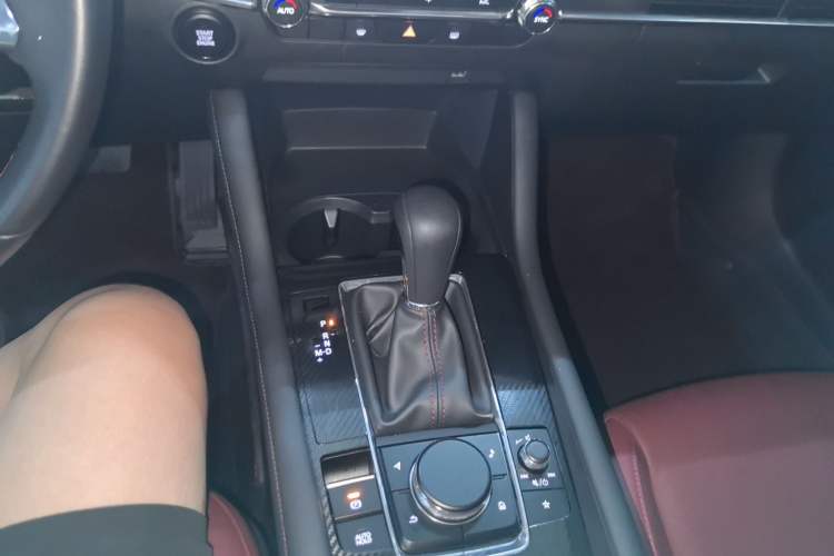 Used Mazda 3 Axela 2022 2.0L Automatic Premium Black Obsidian Edition
