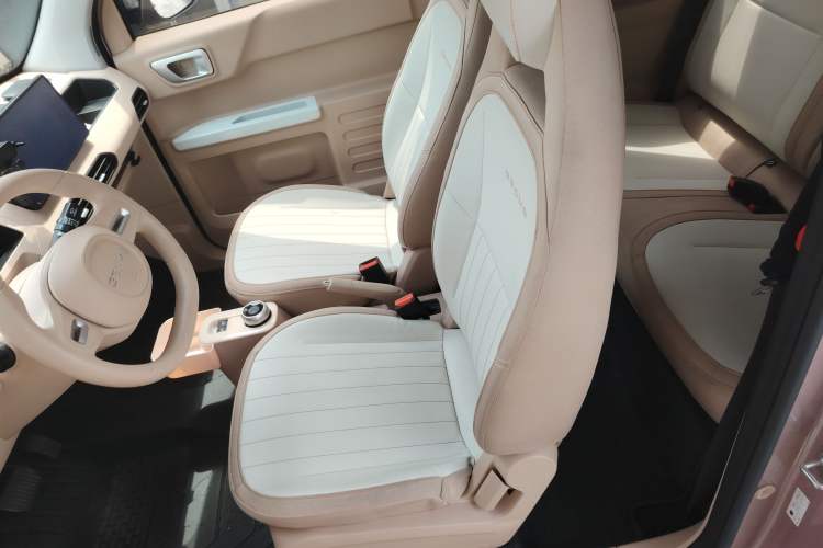 Used Geely Galaxy Panda 2023 Panda Mini 200km Endurance Bear Left Front Seat