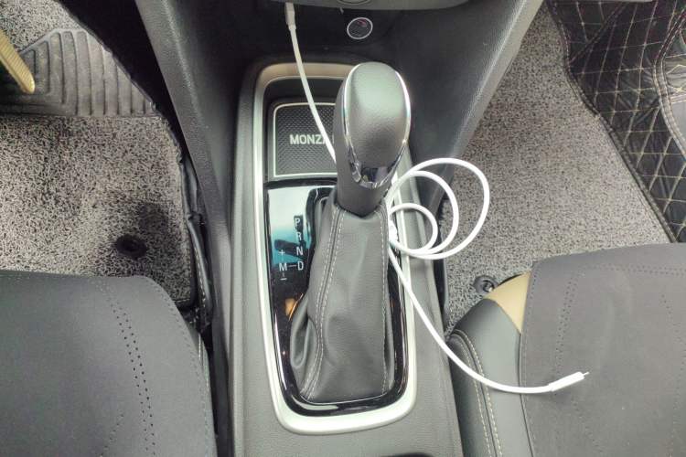 Used Chevrolet Monza 2022 320 Automatic Enjoyment Sunroof Version
