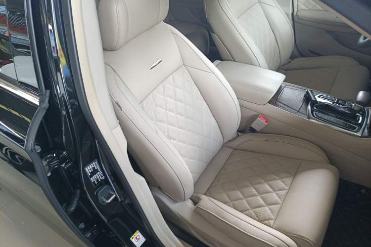 Used GAC Trumpchi GA8 2017 280T Executive Edition