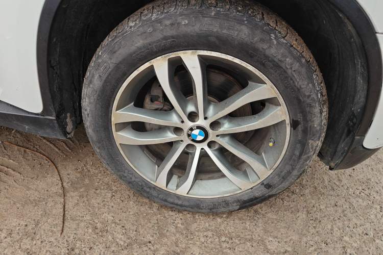 Used BMW X6 2014 xDrive35i Sport model
