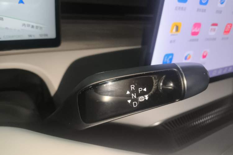 Used XPeng X9 2024 702 Ultra-Long Range Max