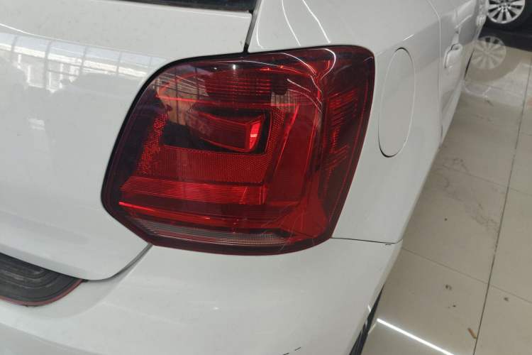 Used Volkswagen Polo 2016 1.4L Automatic Trendy Model Exterior 3