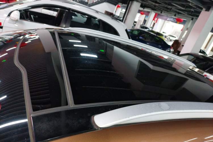 Used Kia KX5 2017 1.6T Automatic Two-Wheel Drive 15th Anniversary Special Edition DLX