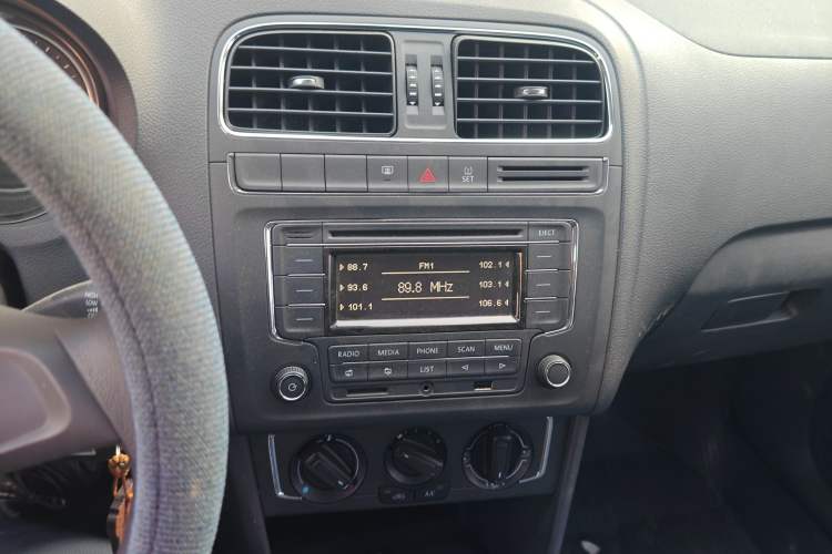 Used Volkswagen Polo 2014 1.4L Automatic Comfort Edition
