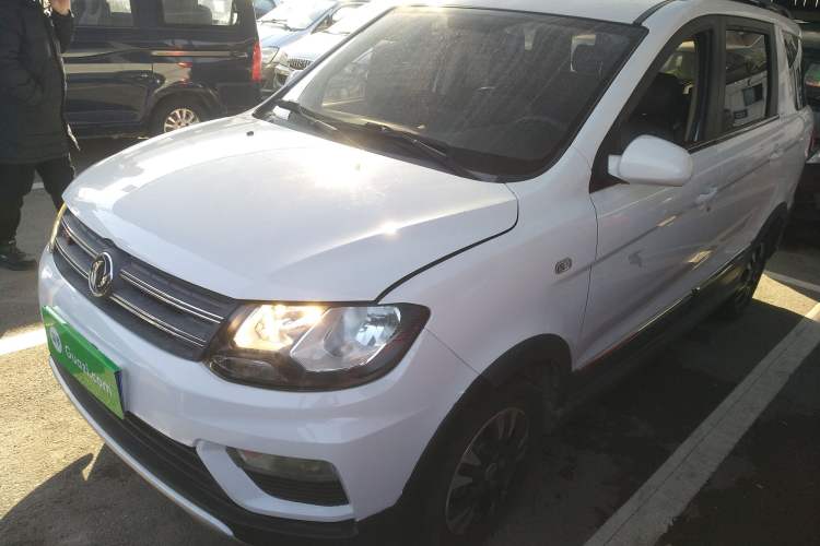 Used Dongfeng Fengon 370 2017 1.5L CVT Fashion Edition 7-Seater