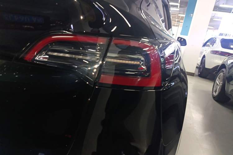 Used Tesla Model Y 2022 Rear-Wheel-Drive Version