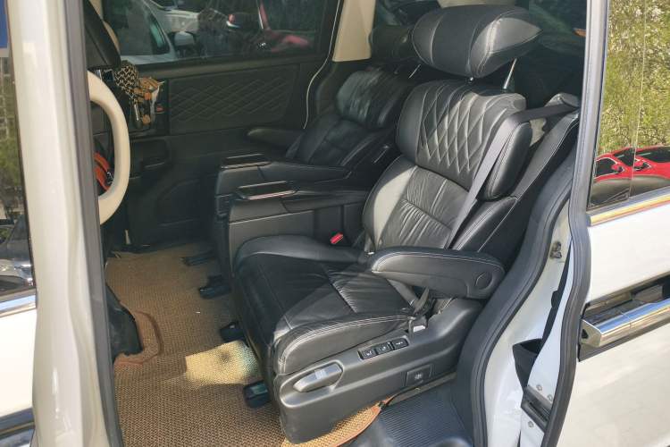 Used Honda Elysion 2019 2.0L Hybrid Luxury Edition