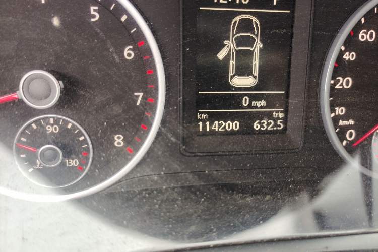 Used Volkswagen Tiguan 2013 1.8 TSI Automatic Two-Wheel Drive Comfort Edition Odometer Close Up