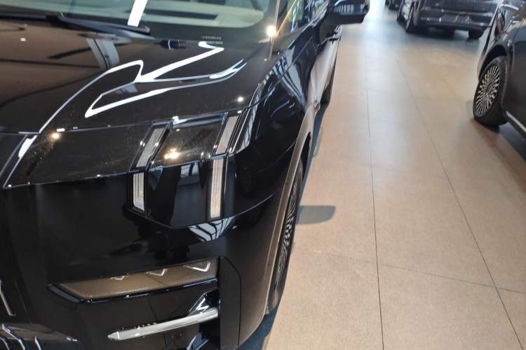 Used Zeekr 009 2024 Six-Seat Executive Version 4WD 108 kWh Left Front Headlight